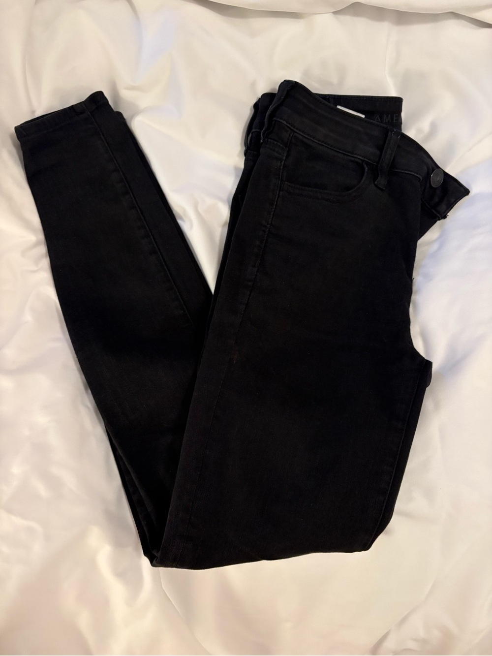 Black Women's High-Rise Skinny Jeans